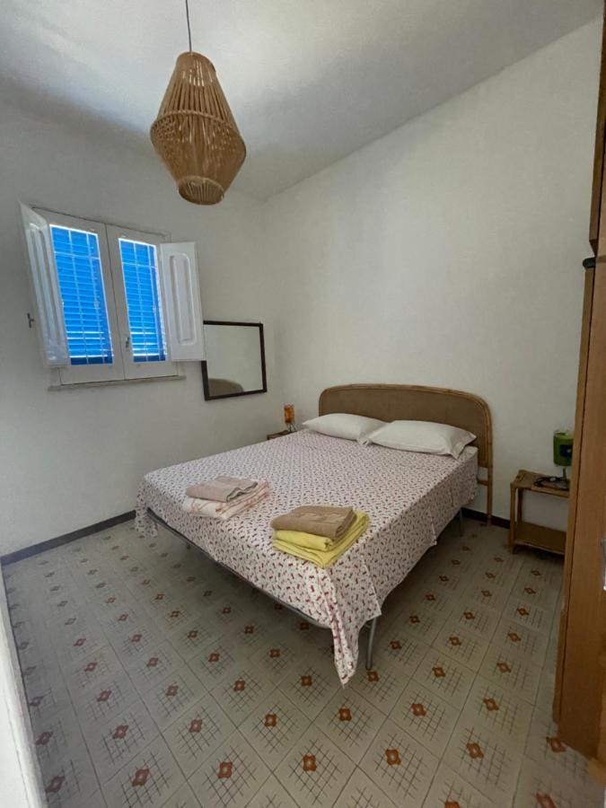 Lovely 2 Bedroom Rental Unit,Patio And Close Beach San Pietro in Bevagna Exteriör bild